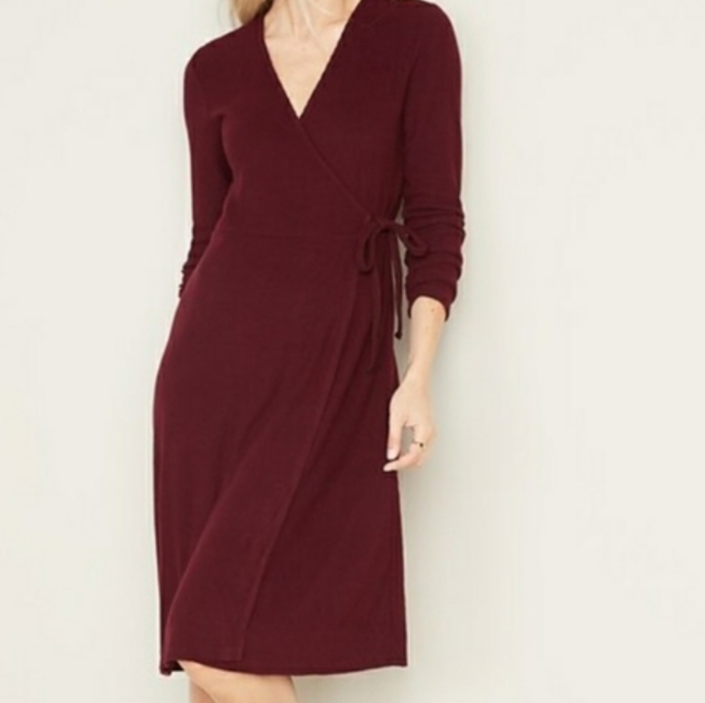 Old Navy wrap knit maroon dress